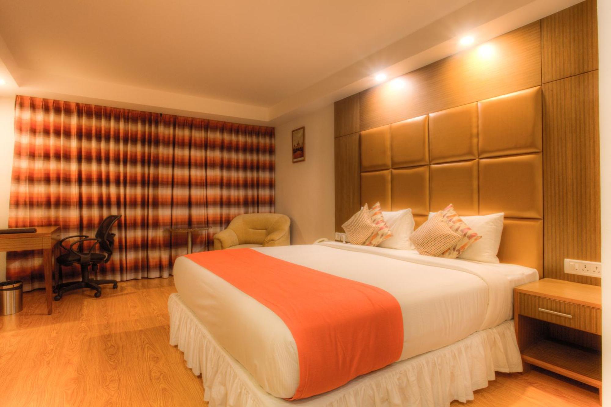 The Atrium Boutique Hotel Mysore Exterior photo