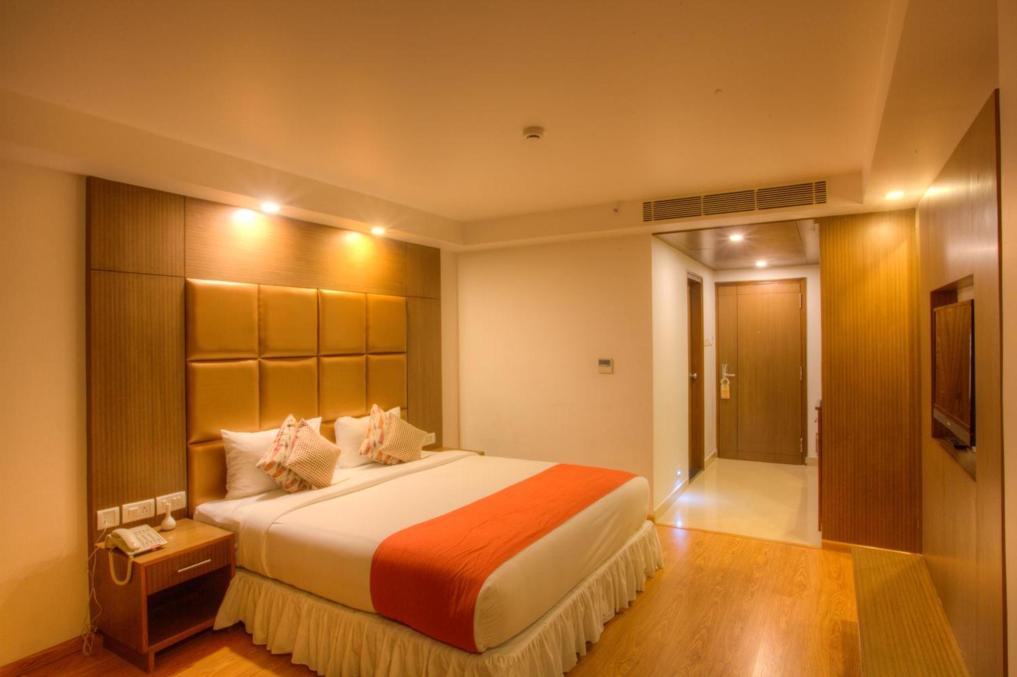 The Atrium Boutique Hotel Mysore Exterior photo
