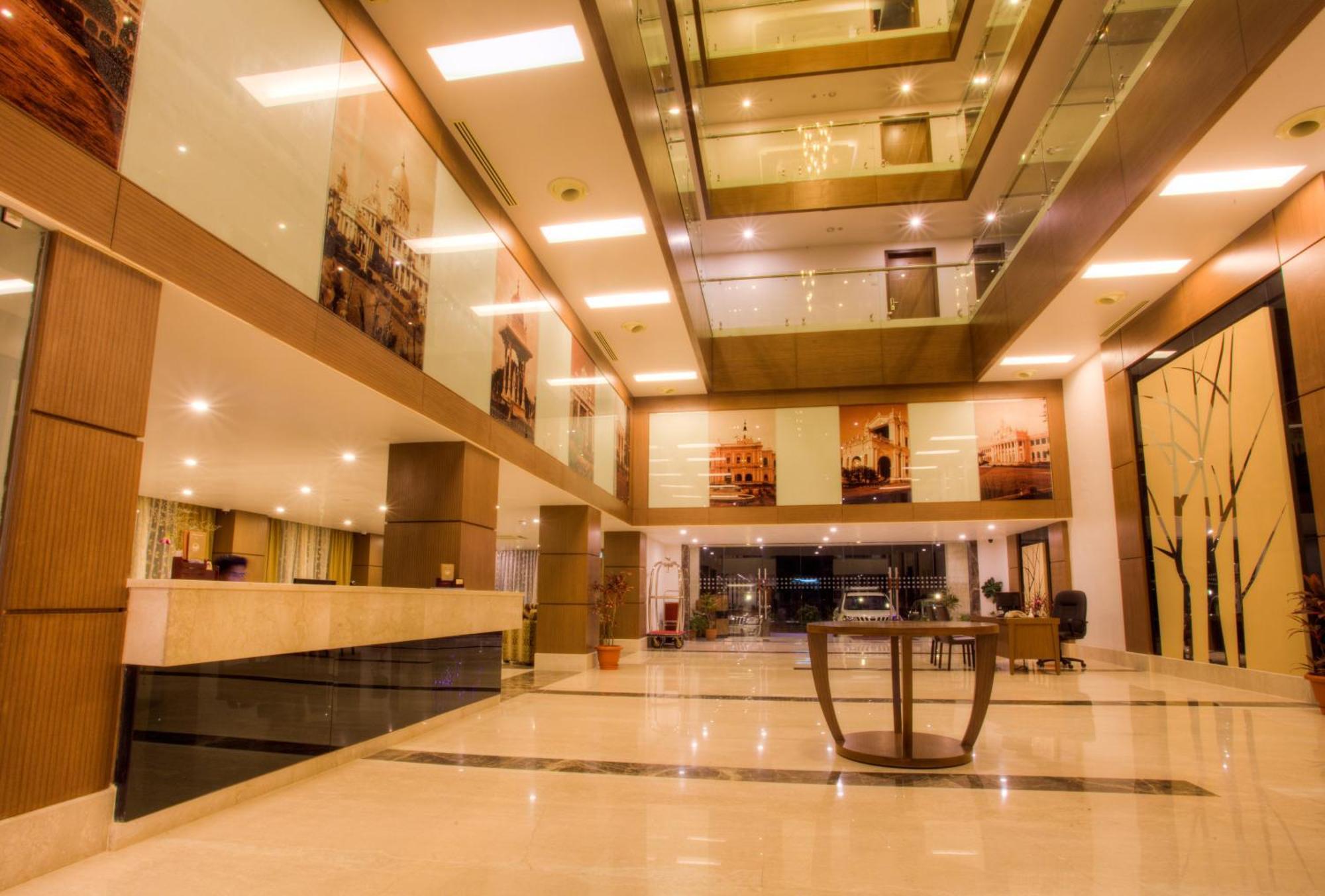 The Atrium Boutique Hotel Mysore Exterior photo