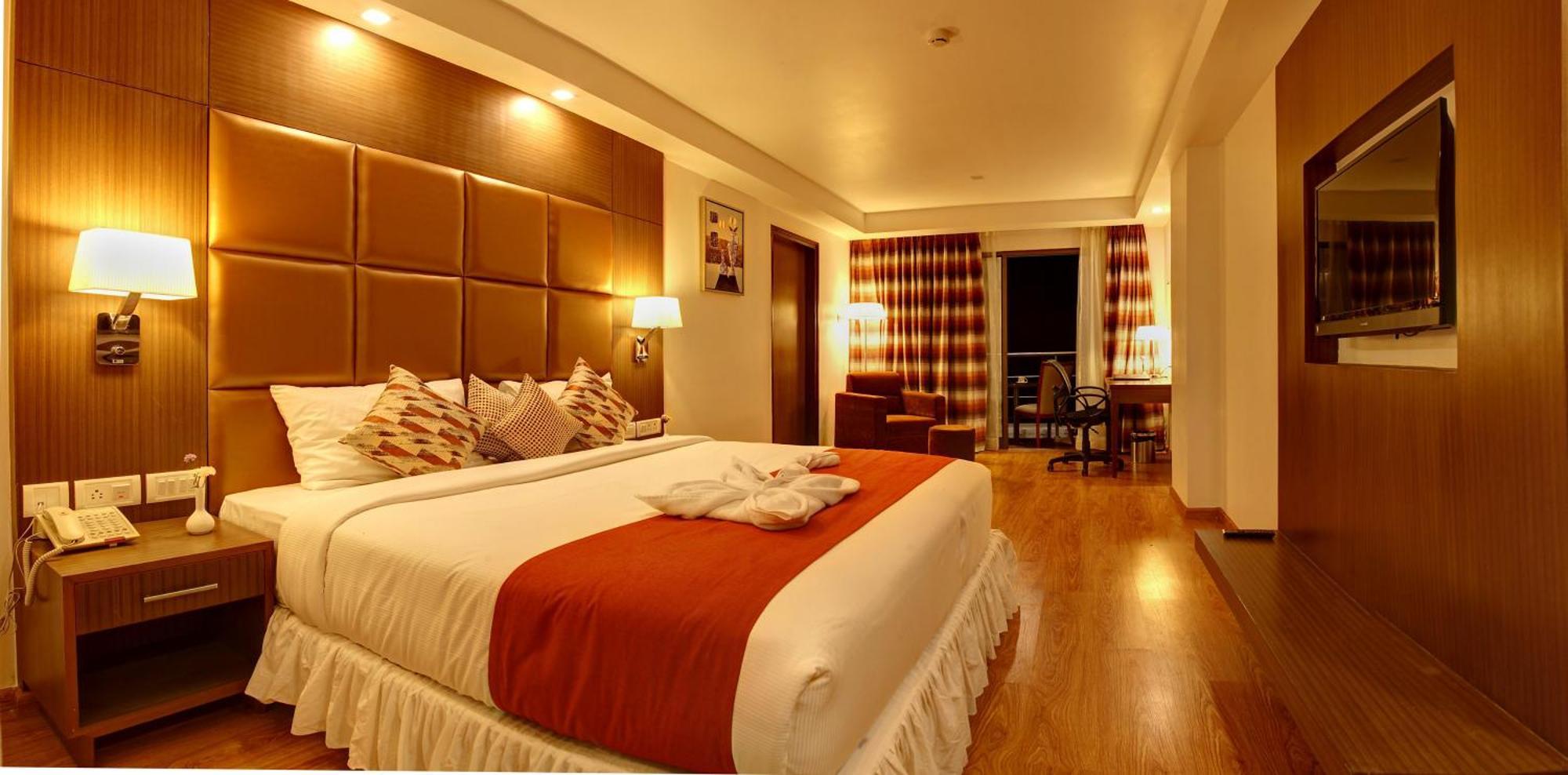 The Atrium Boutique Hotel Mysore Exterior photo