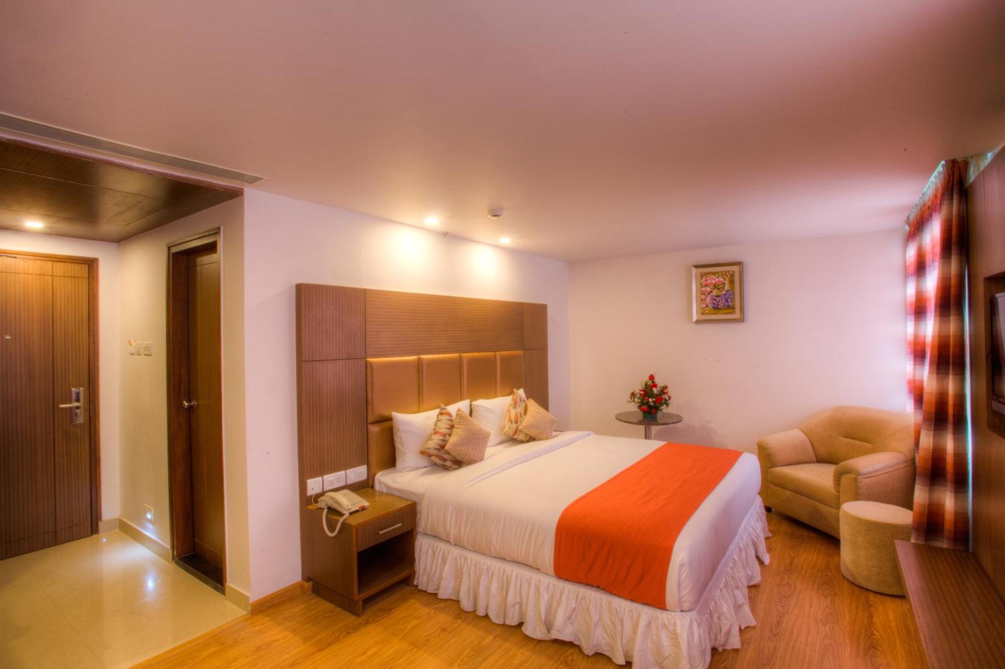 The Atrium Boutique Hotel Mysore Exterior photo