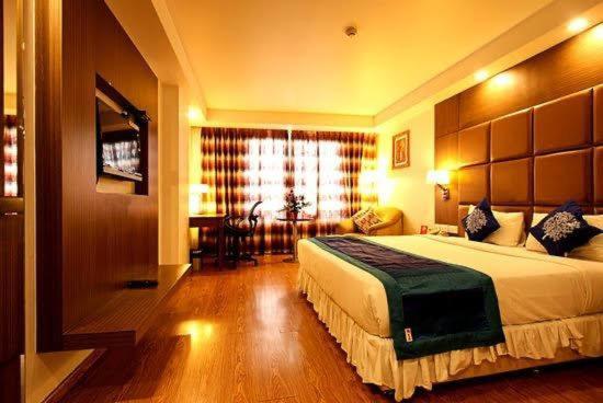 The Atrium Boutique Hotel Mysore Exterior photo