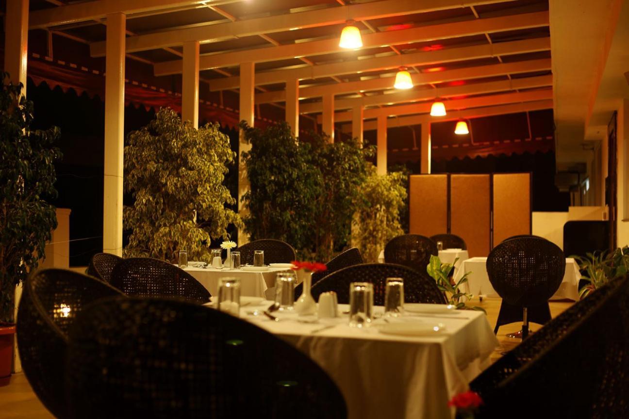 The Atrium Boutique Hotel Mysore Exterior photo